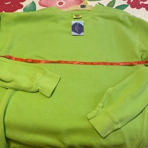 NWT Comfort colors sweatshirt size large lime green